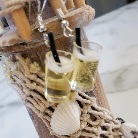 Chic Cocktail Earrings - Picture 2 of 9